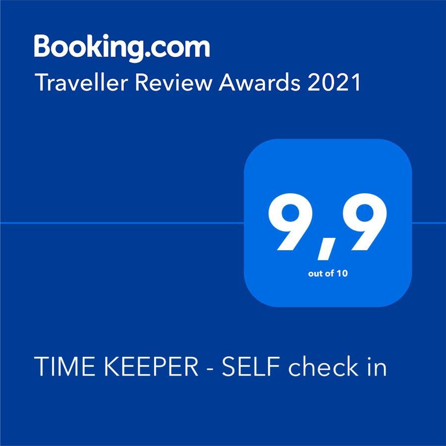 Appartement Time Keeper - Self Check In à Osijek Extérieur photo
